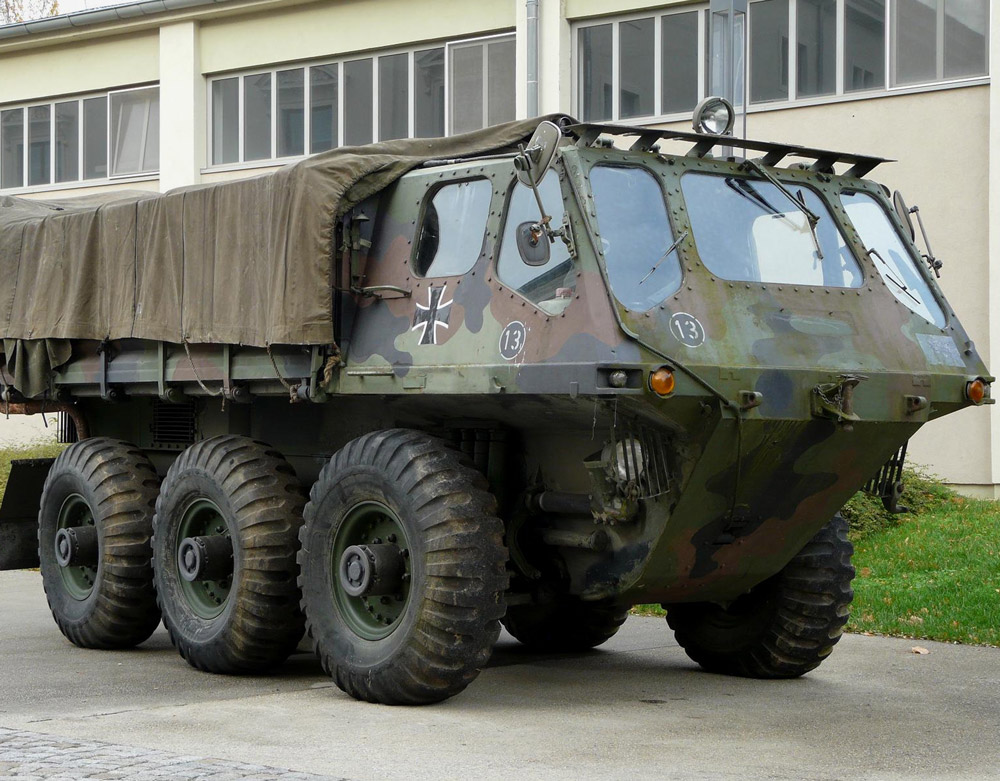 Alvis Stalwart