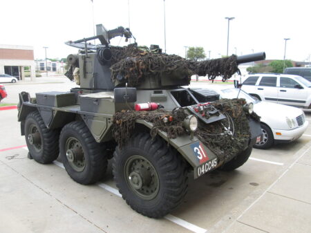 Alvis Saladin